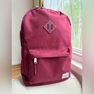 Herschel Classic Backpack - Polka Dots in Burgundy Merlot Burgundy Black Cherry
